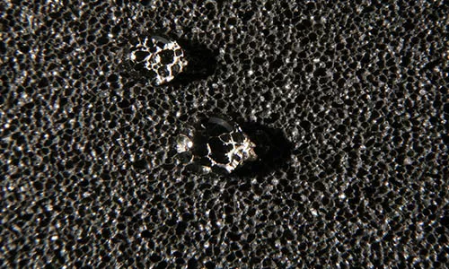 water drop on foamglas