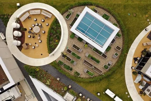 eine umfassende Allround- Dachlösung für Architekten und Bauherren, die in ihrer Art einzigartig ist.