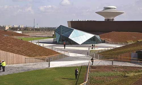 Active roofs on Emporia Malmö