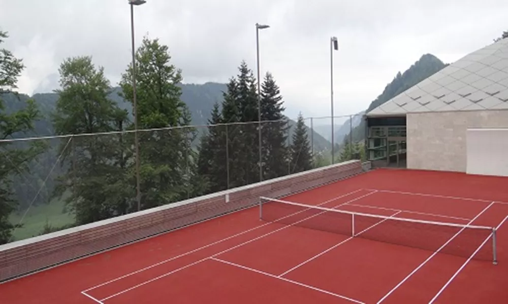 Diamond Domes tennis court and ice rink Buergenstock