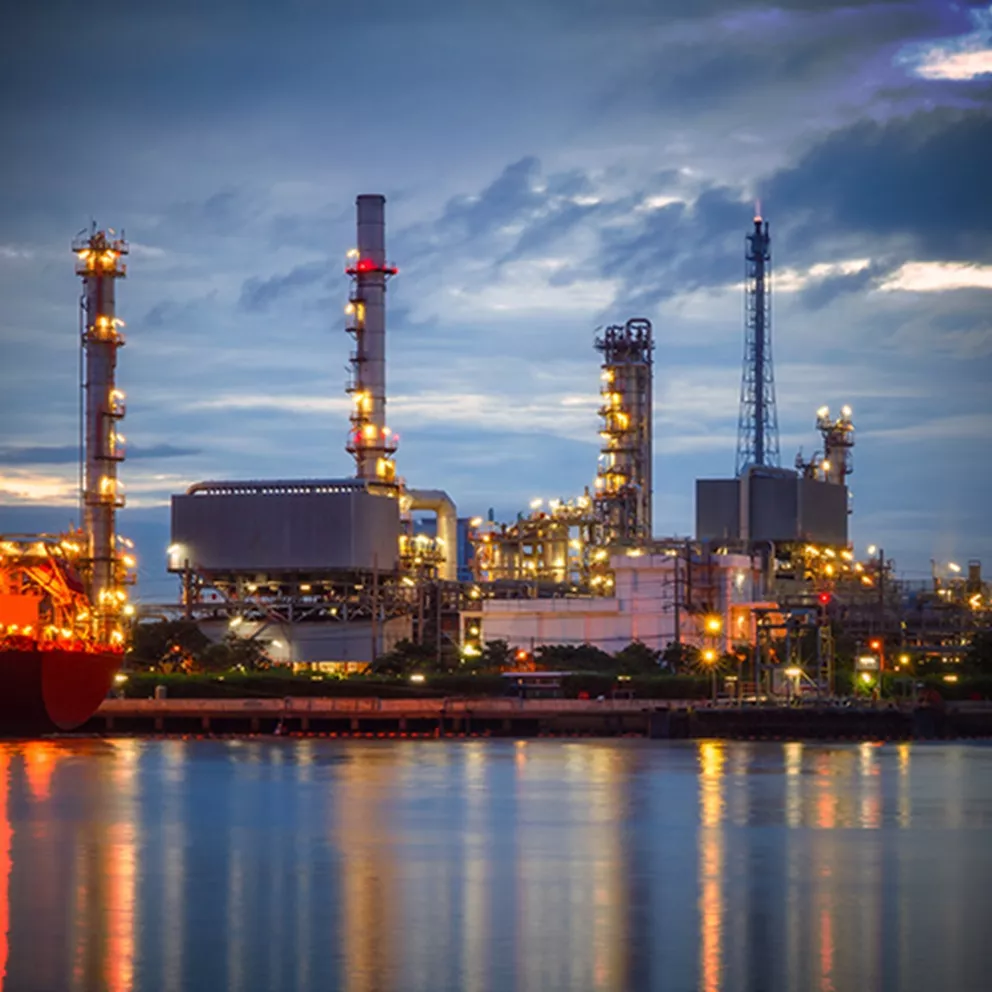 LNG piping and equipment